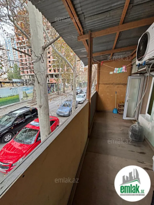 Satılır 2 otaqlı köhnə tikili 50 m²