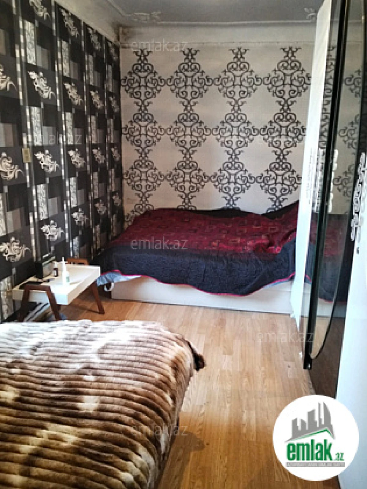 Satılır 2 otaqlı köhnə tikili 50 m²