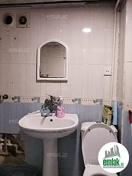 Satılır 2 otaqlı köhnə tikili 50 m²