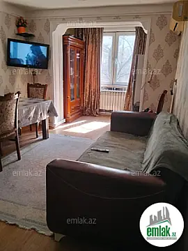 Satılır 2 otaqlı köhnə tikili 50 m²