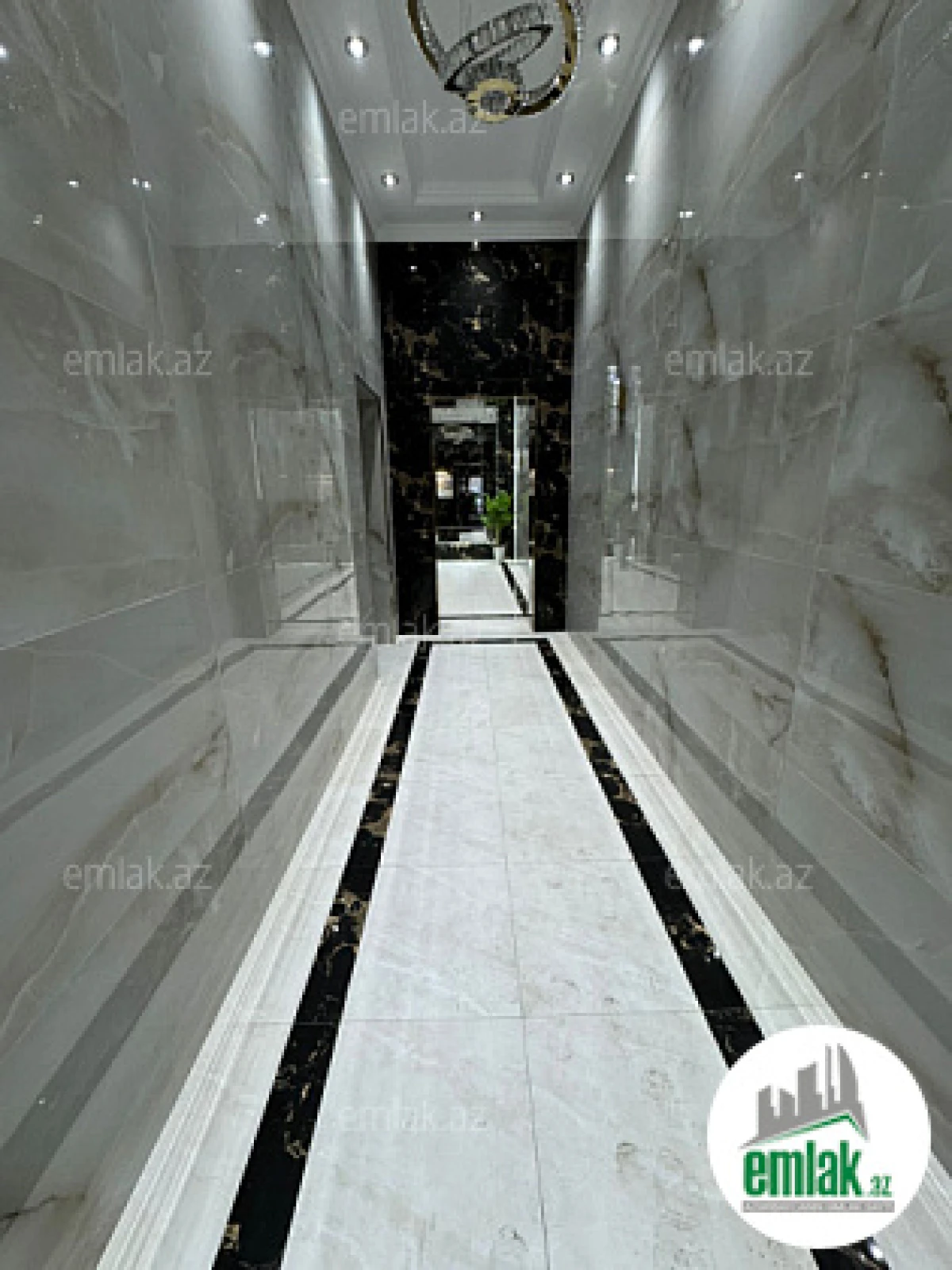 Satılır 4 otaqlı yeni tikili 185 m²