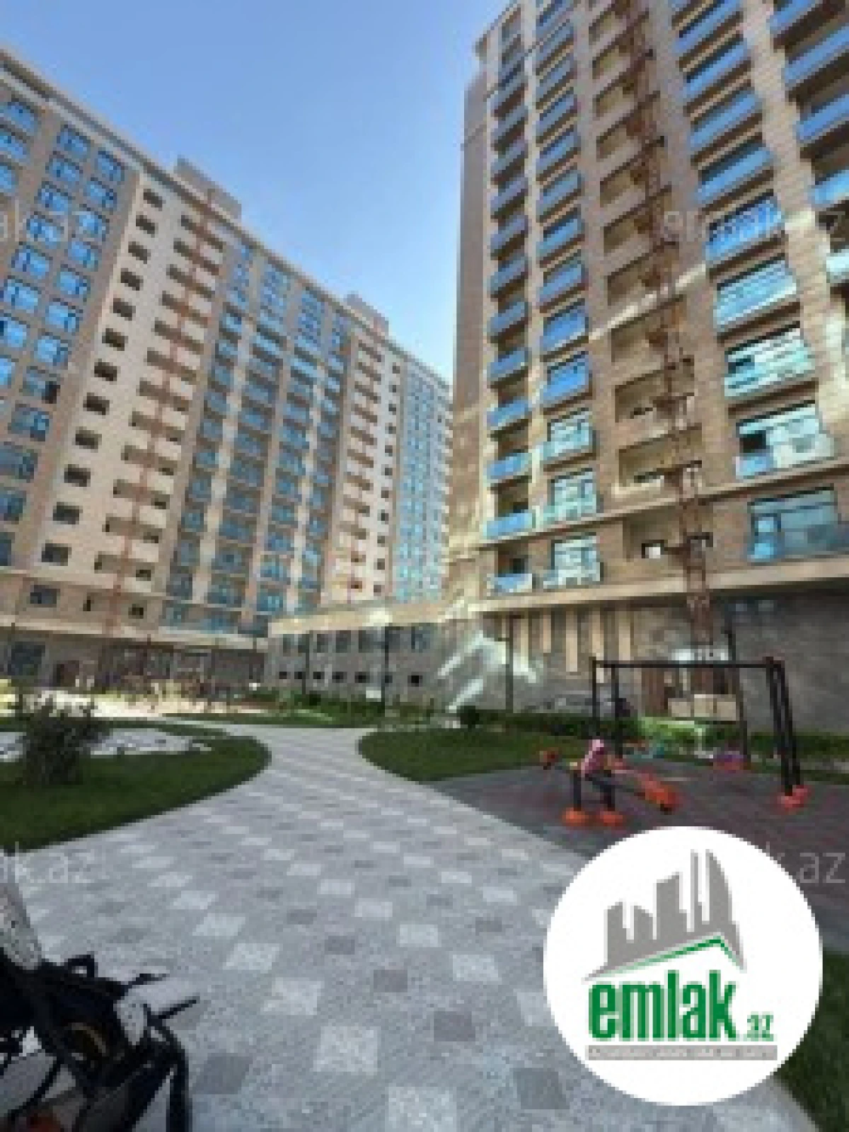 Satılır 3 otaqlı yeni tikili 105 m²