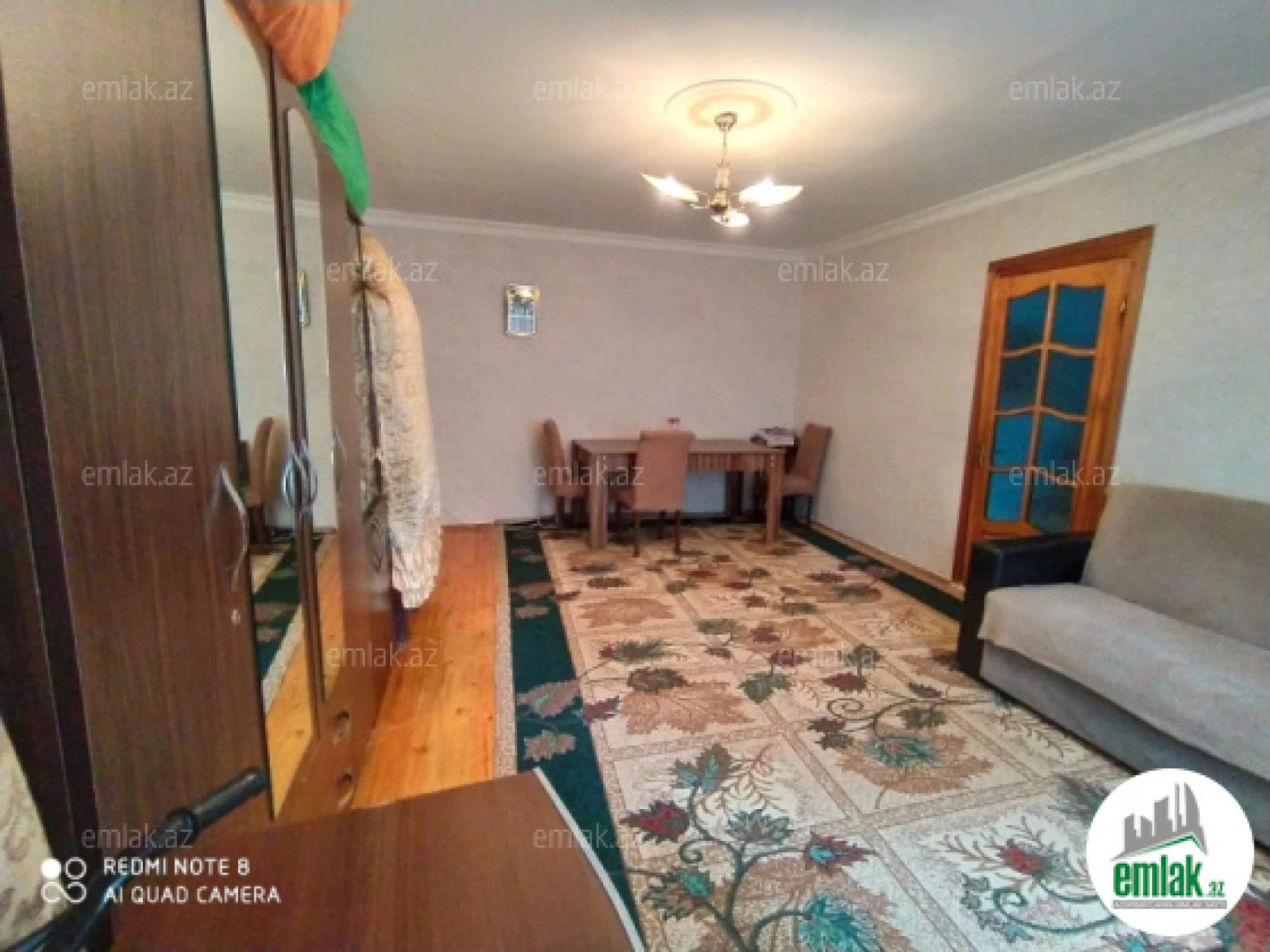 Satılır 2 otaqlı köhnə tikili 65 m²