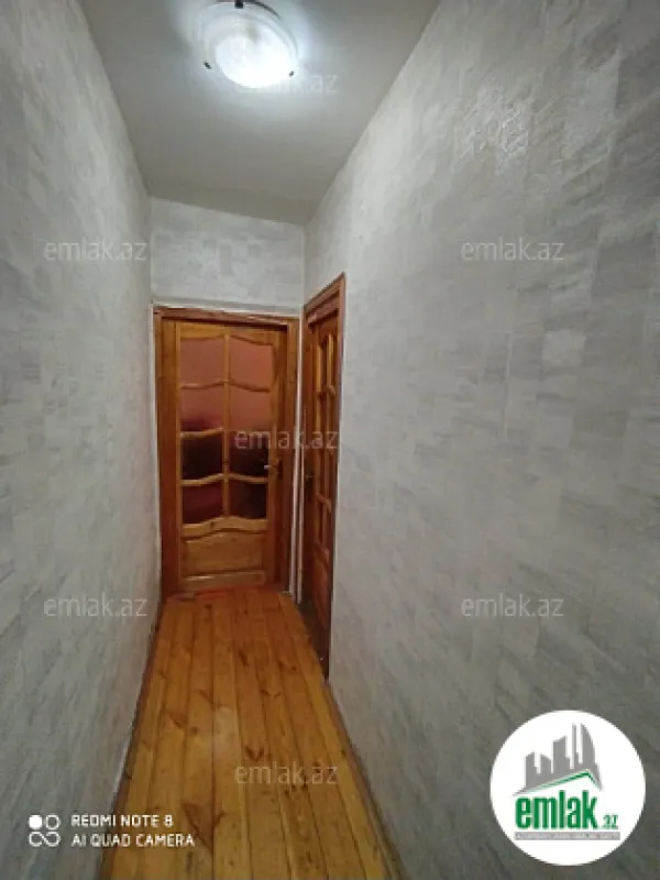 Satılır 2 otaqlı köhnə tikili 65 m²
