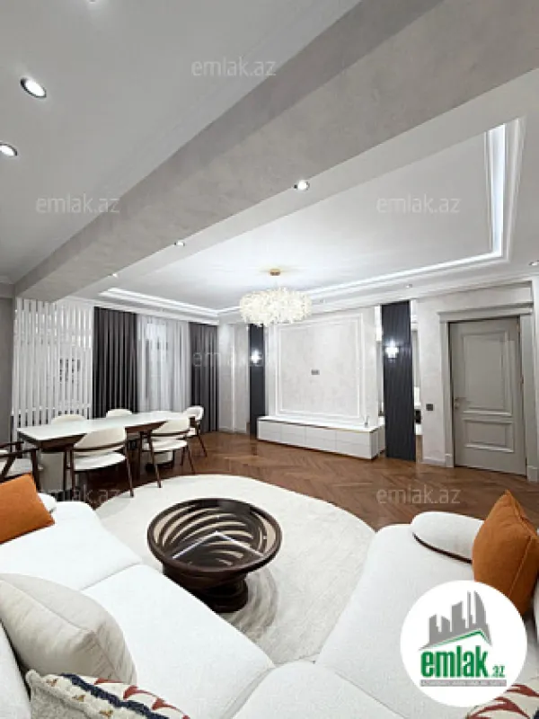 Satılır 3 otaqlı yeni tikili 140 m²