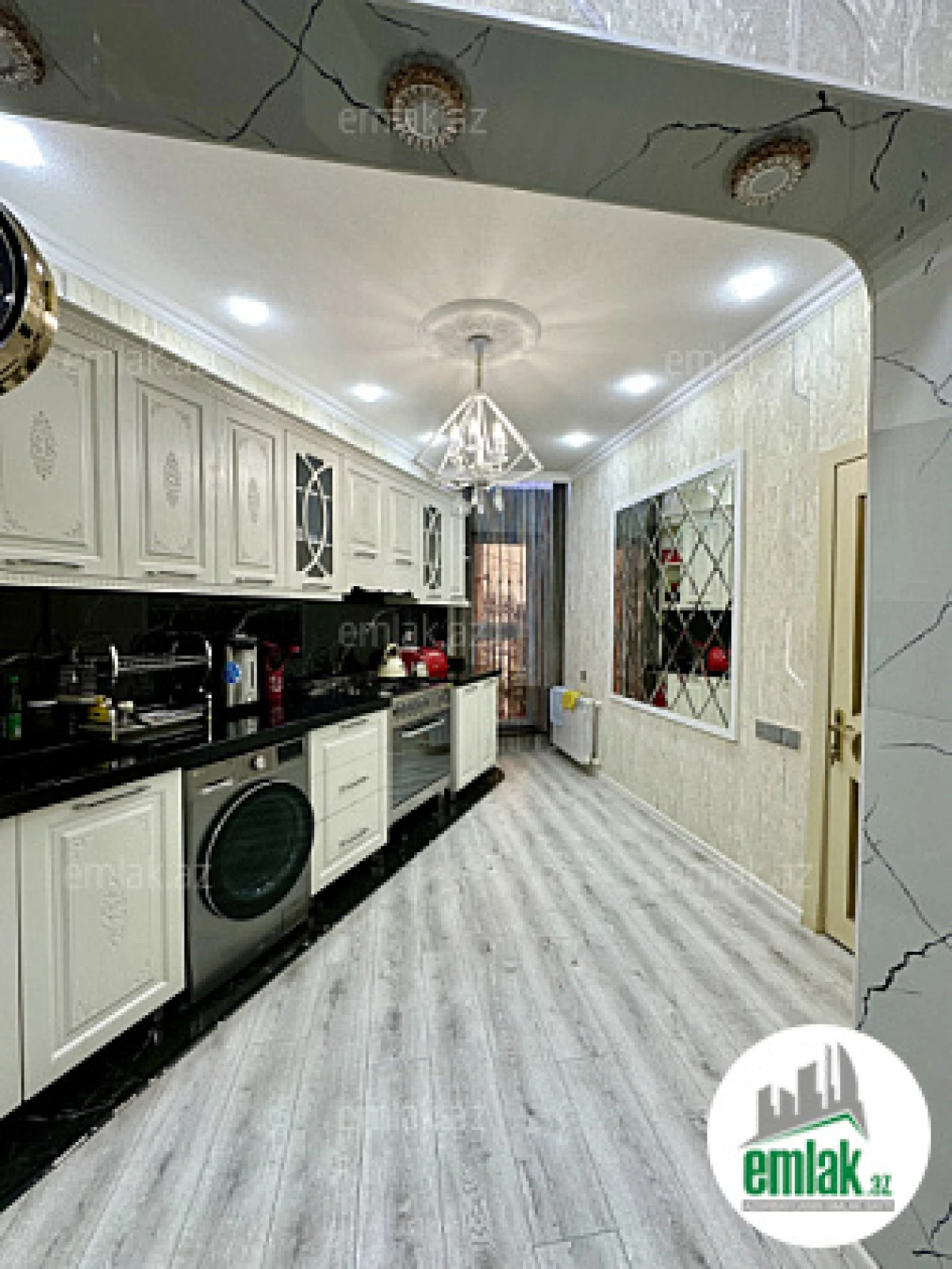 Satılır 6 otaqlı həyət evi 130.1 m²