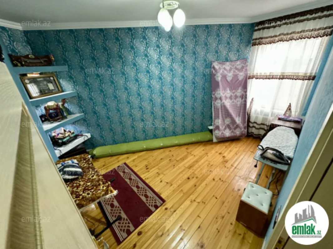 Satılır 6 otaqlı həyət evi 130.1 m²