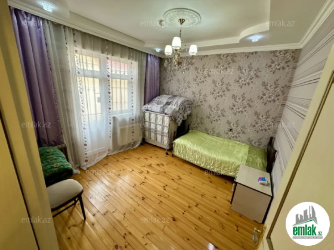 Satılır 6 otaqlı həyət evi 130.1 m²