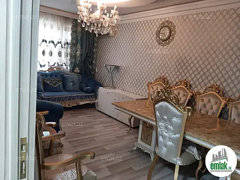 Satılır 2 otaqlı köhnə tikili 70 m²