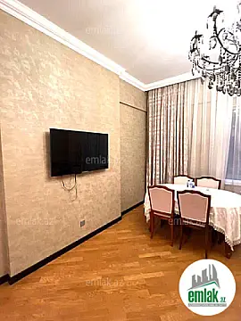 Satılır 3 otaqlı yeni tikili 100 m²