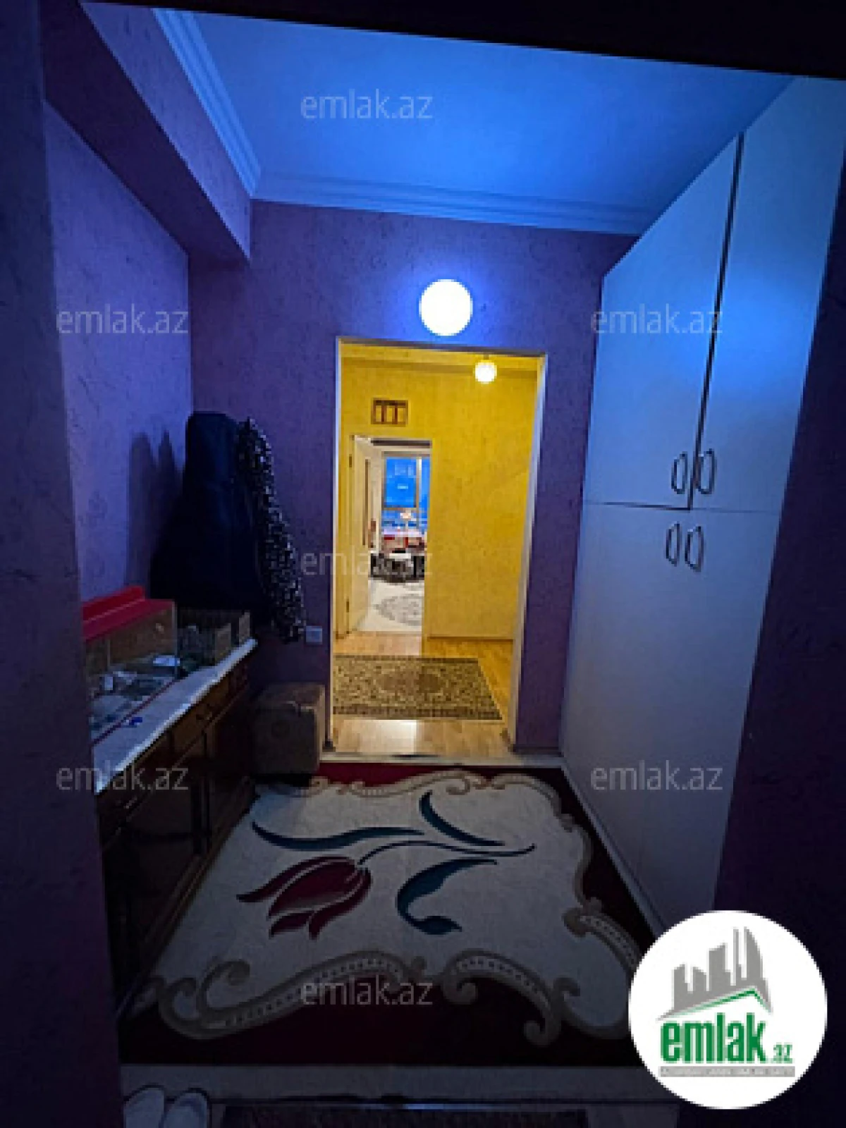 Satılır 3 otaqlı yeni tikili 130 m²