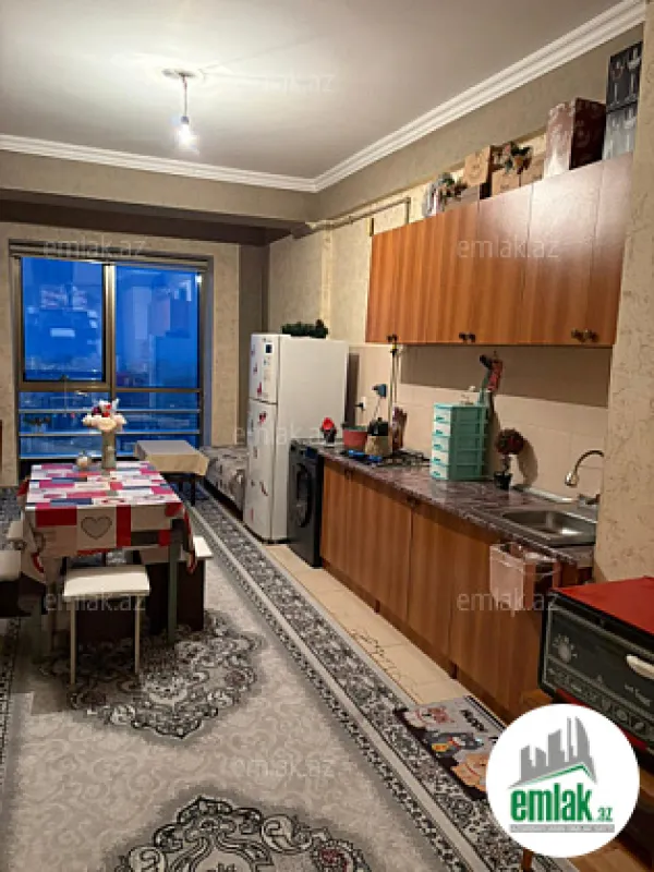 Satılır 3 otaqlı yeni tikili 130 m²