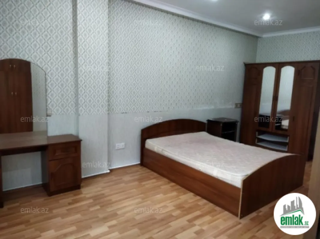 Satılır 3 otaqlı yeni tikili 80 m²