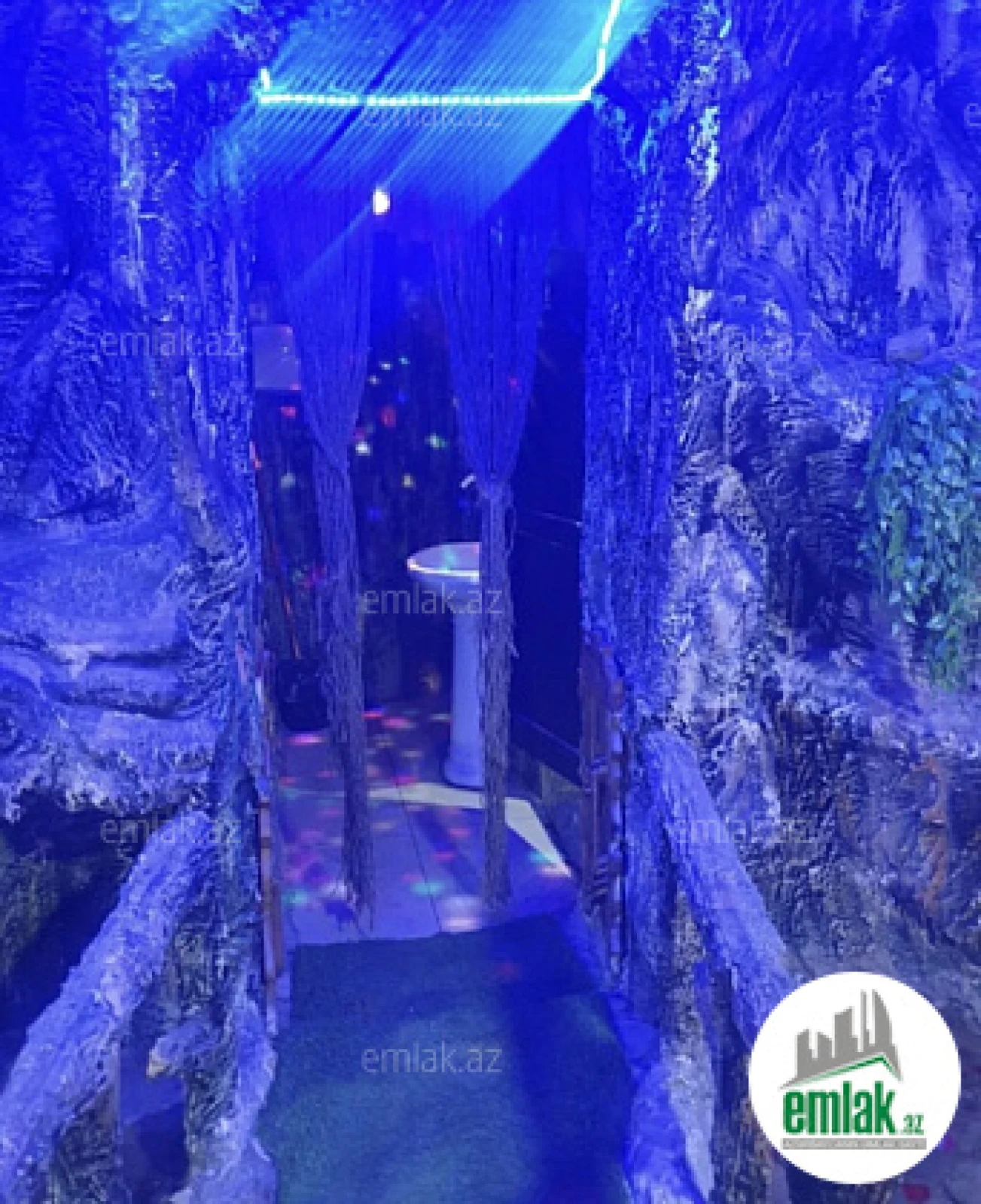 Satılır 10 otaqlı obyekt 350 m²