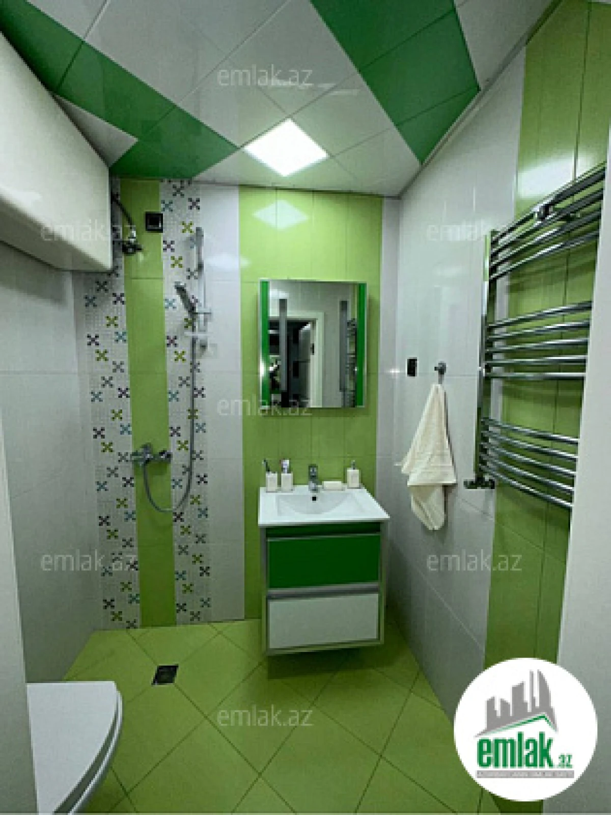 Satılır 3 otaqlı yeni tikili 101 m²