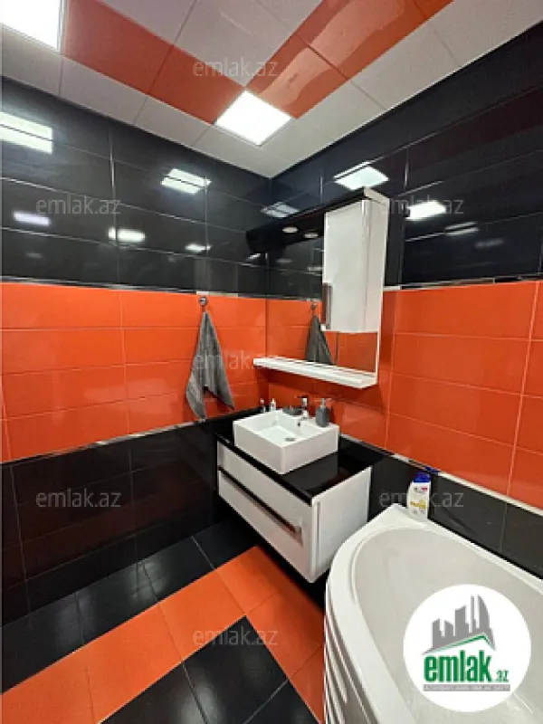 Satılır 3 otaqlı yeni tikili 101 m²