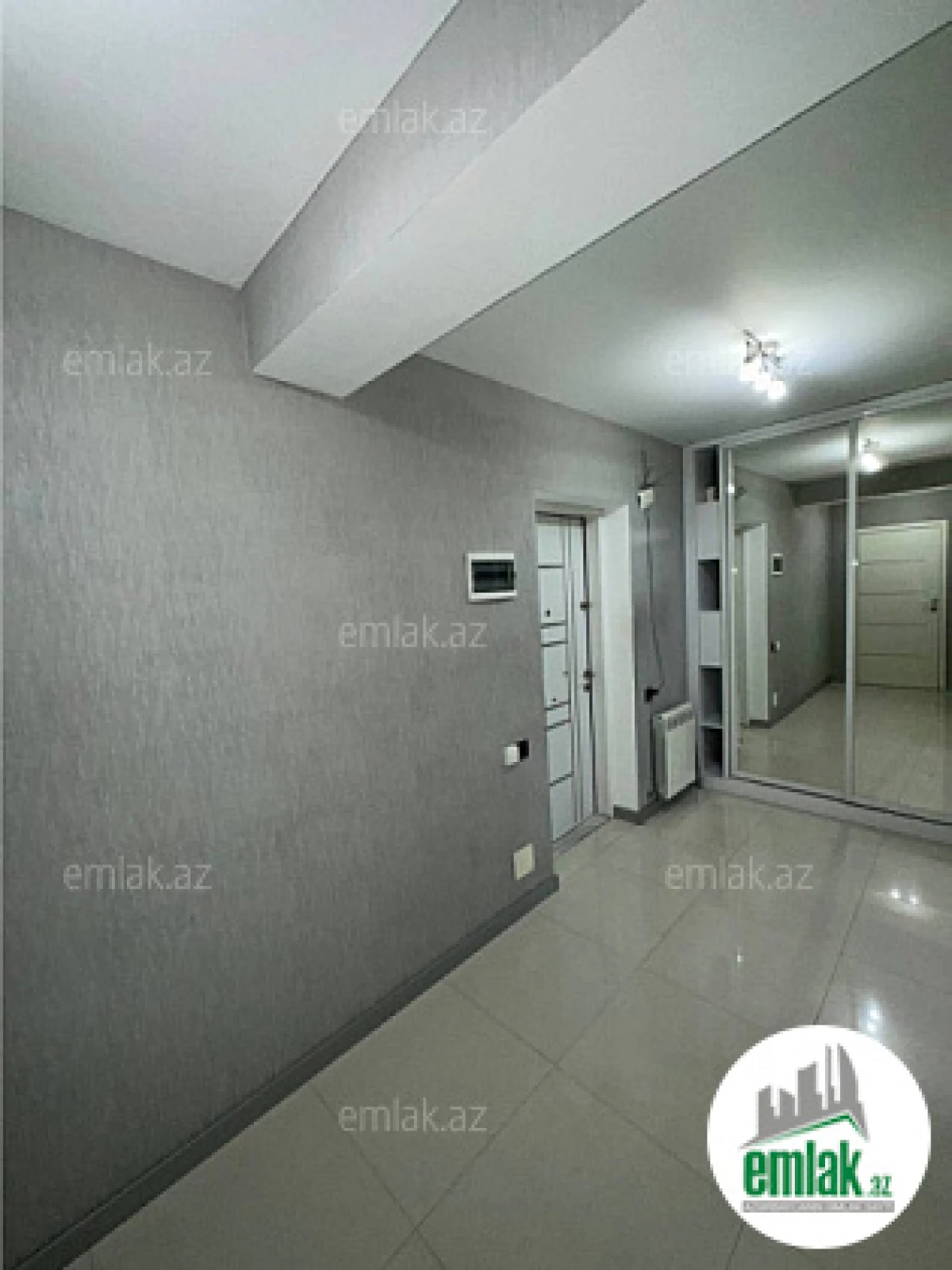 Satılır 3 otaqlı yeni tikili 101 m²