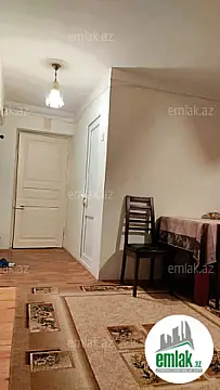 Satılır 3 otaqlı köhnə tikili 75 m²