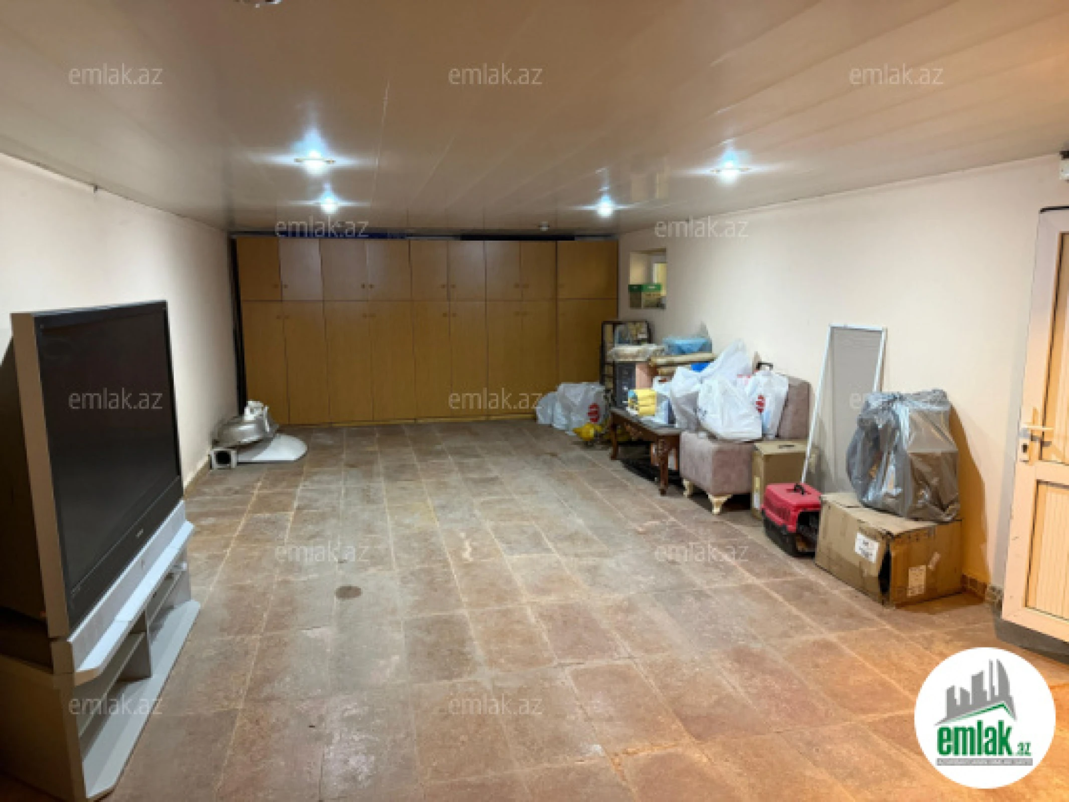 Satılır 6 otaqlı həyət evi 220 m²