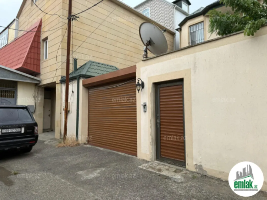 Satılır 6 otaqlı həyət evi 220 m²