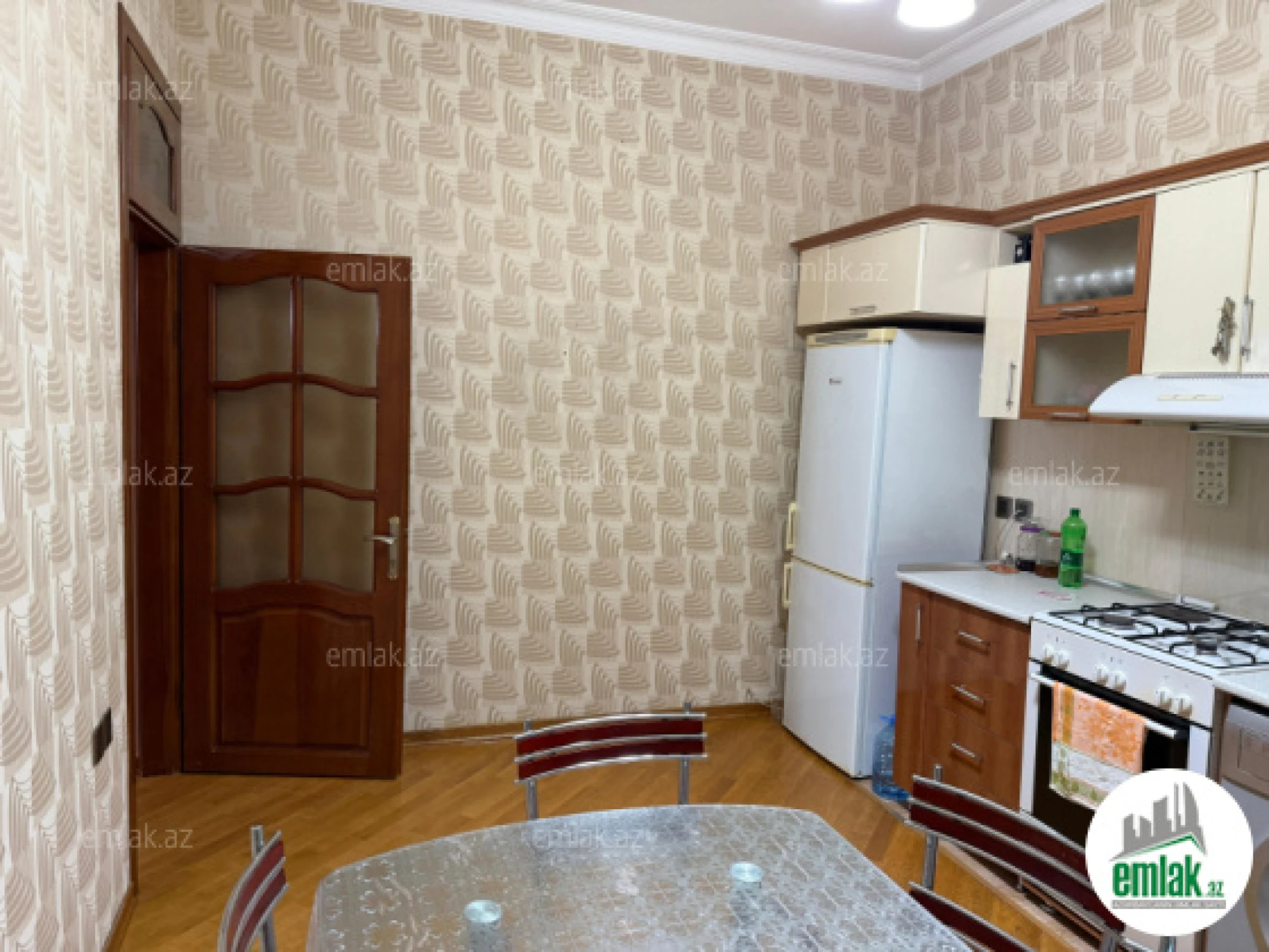 Satılır 6 otaqlı həyət evi 220 m²