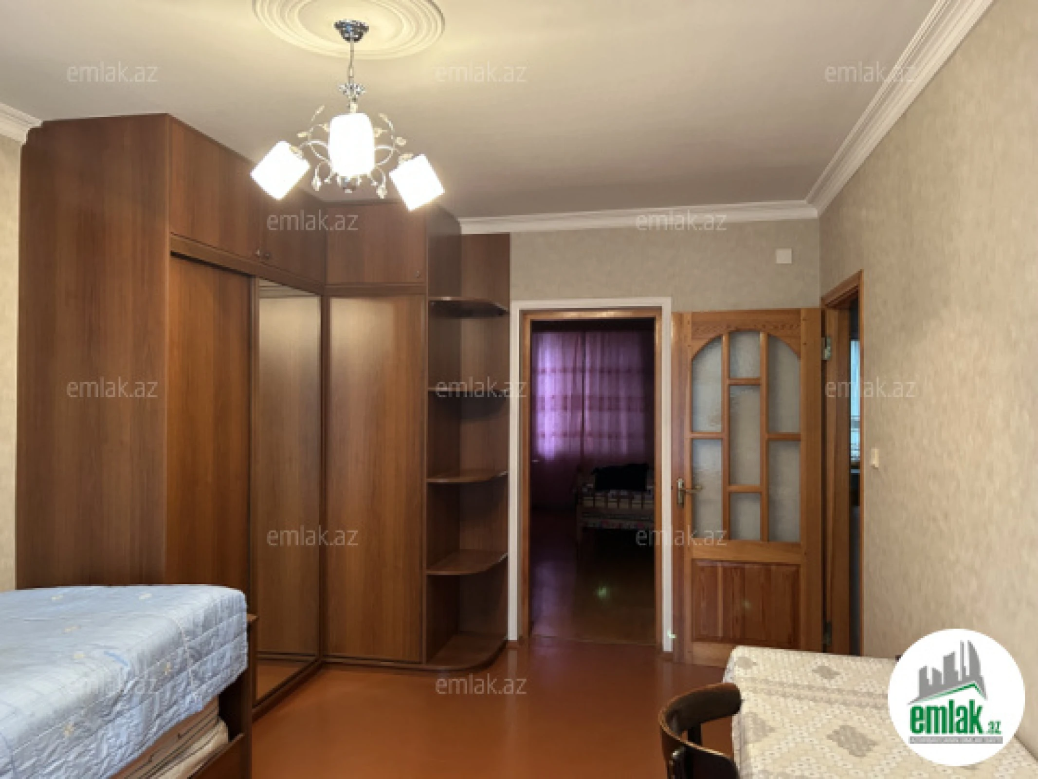 Satılır 3 otaqlı köhnə tikili 68 m²