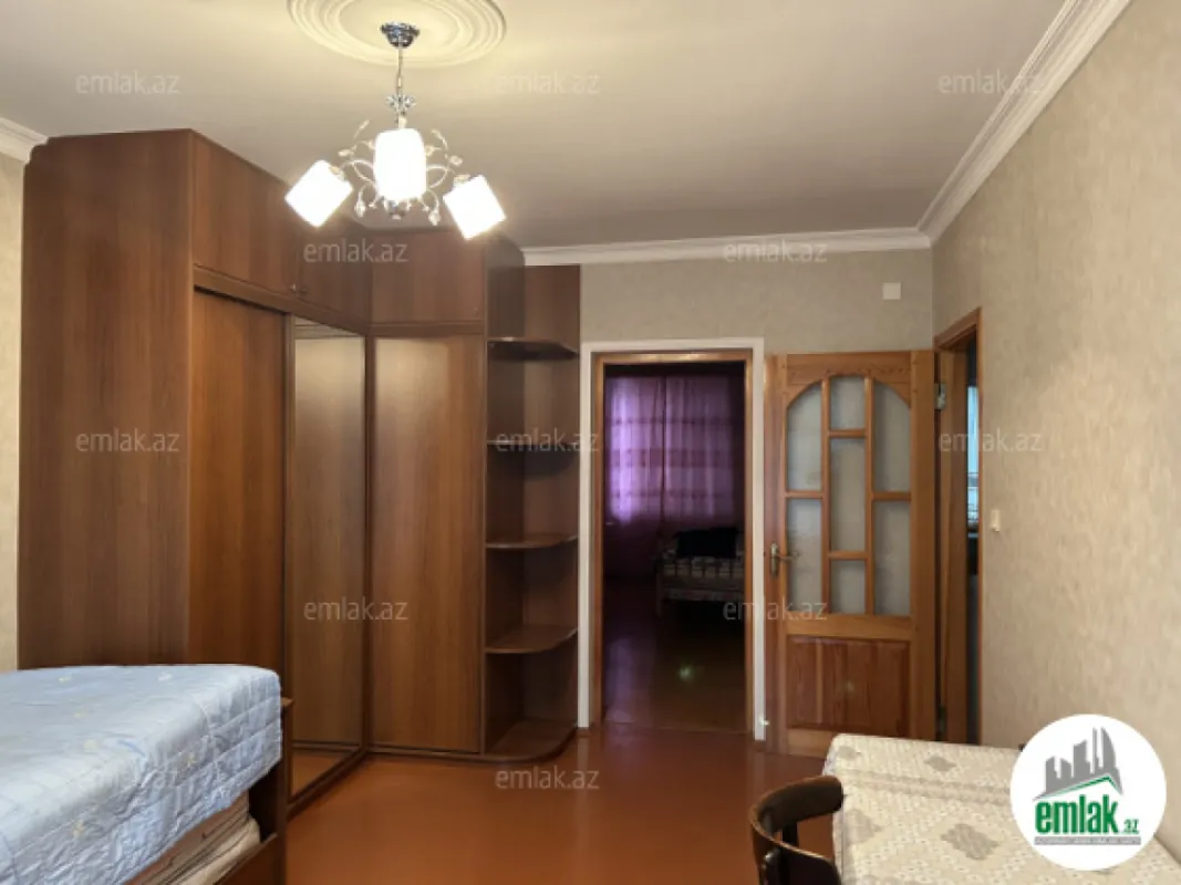Satılır 3 otaqlı köhnə tikili 68 m²