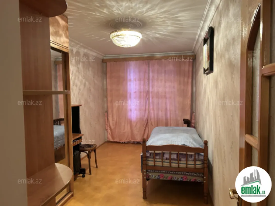 Satılır 3 otaqlı köhnə tikili 68 m²