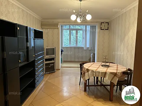 Satılır 3 otaqlı köhnə tikili 68 m²