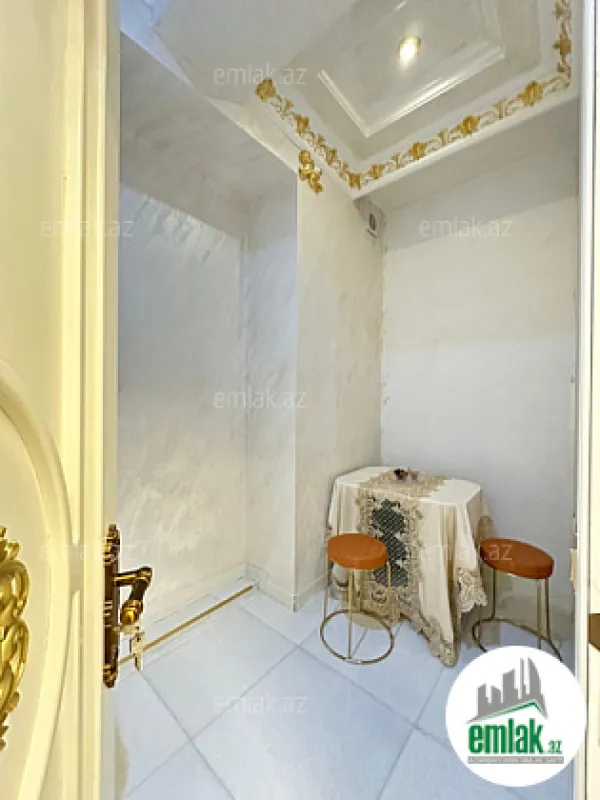 Satılır 2 otaqlı yeni tikili 70 m²