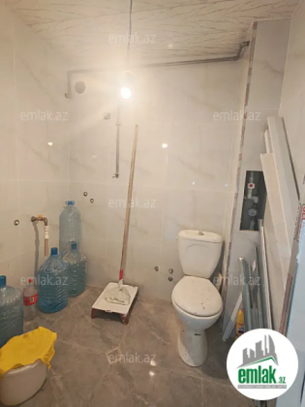 Satılır 1 otaqlı köhnə tikili 30 m²