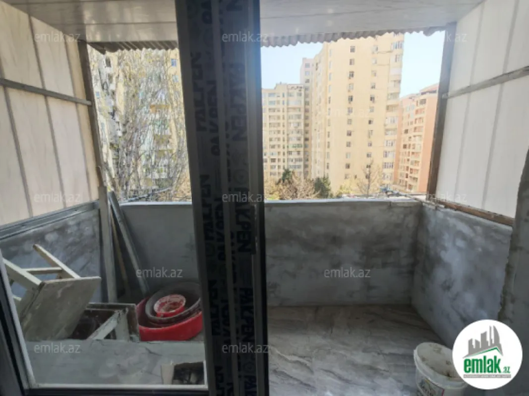 Satılır 1 otaqlı köhnə tikili 30 m²