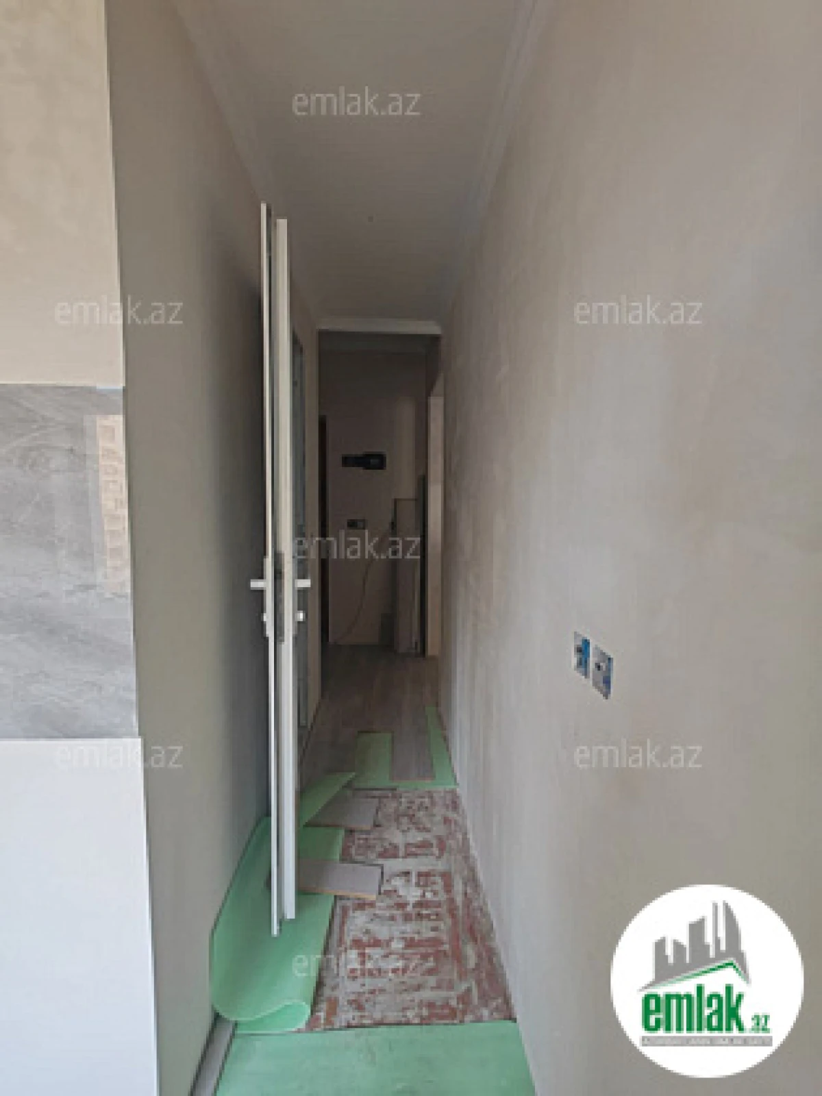 Satılır 1 otaqlı köhnə tikili 30 m²