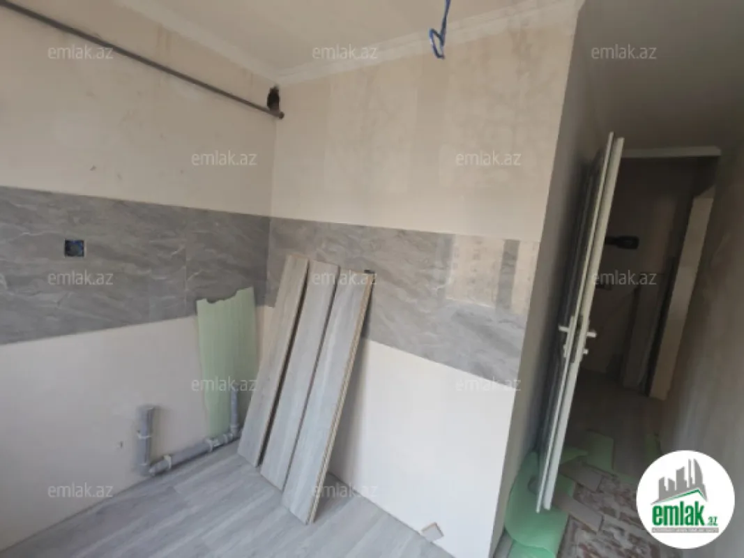Satılır 1 otaqlı köhnə tikili 30 m²