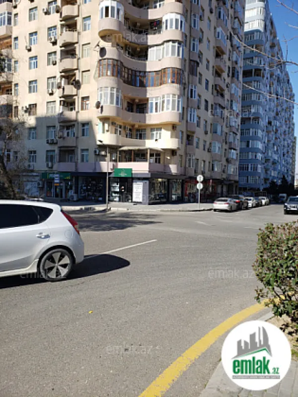 Satılır 2 otaqlı yeni tikili 70 m²