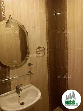 Satılır 2 otaqlı yeni tikili 70 m²