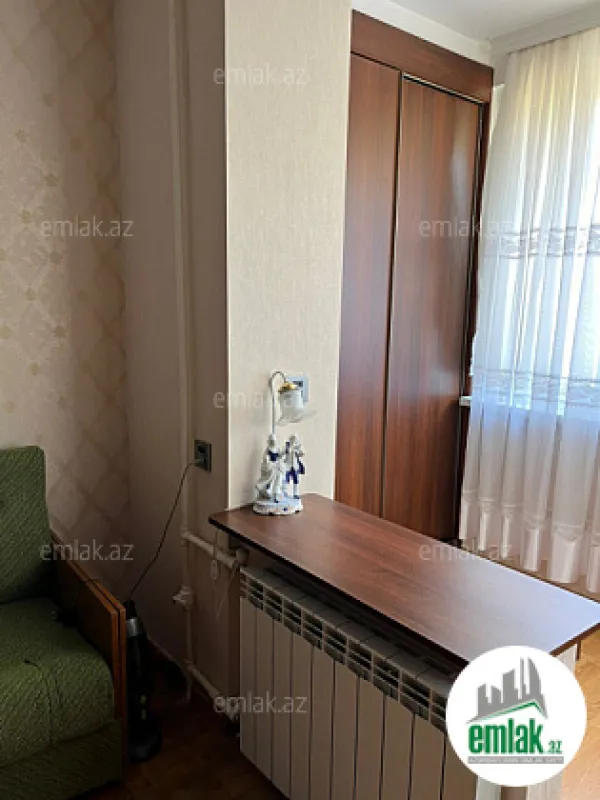 Satılır 3 otaqlı köhnə tikili 60 m²
