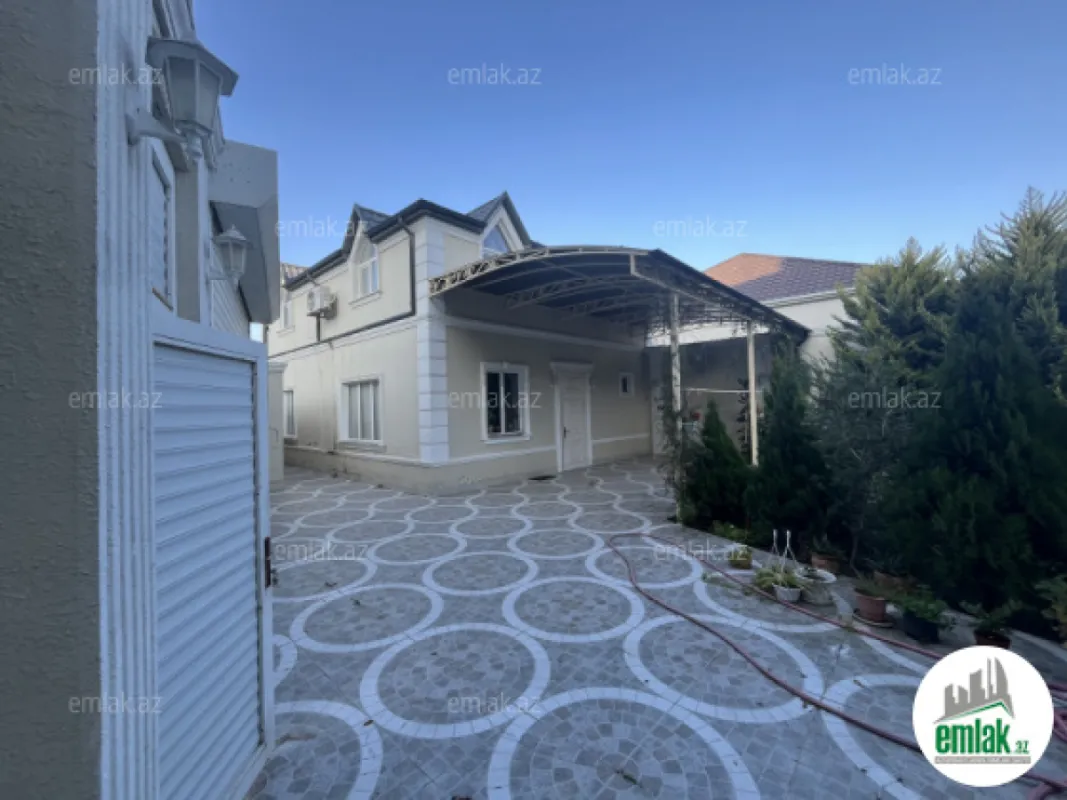 Satılır 4 otaqlı mənzil 175 m²
