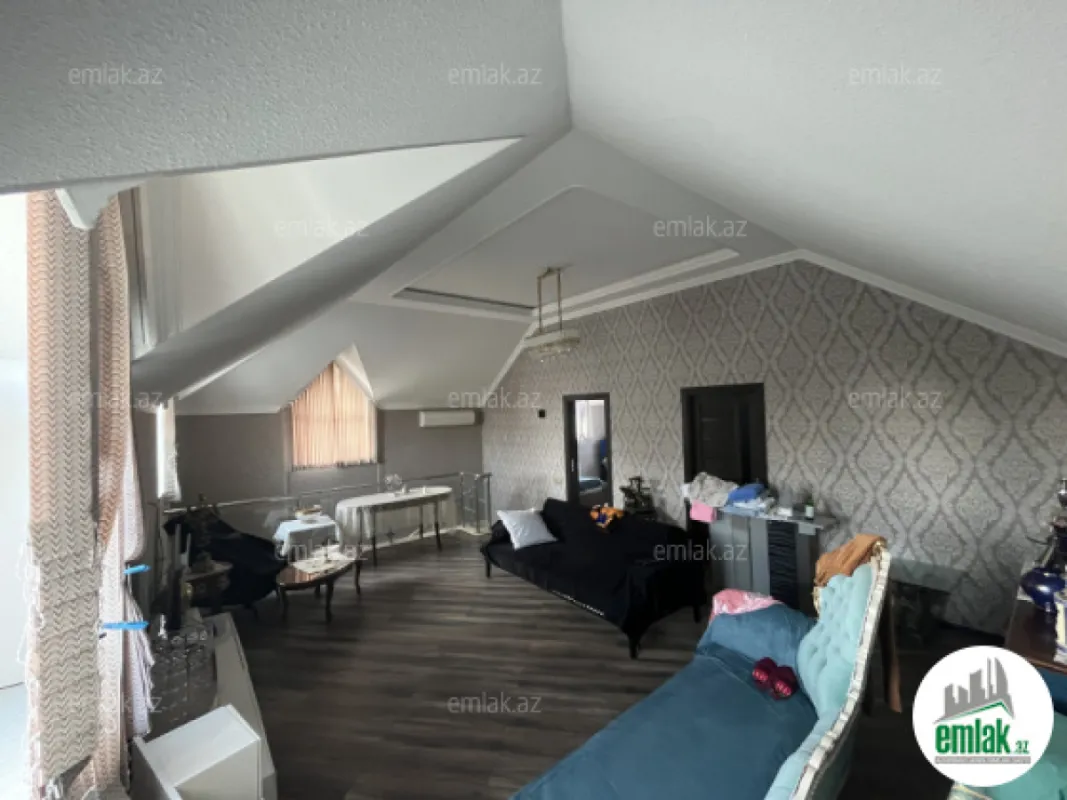 Satılır 4 otaqlı mənzil 175 m²