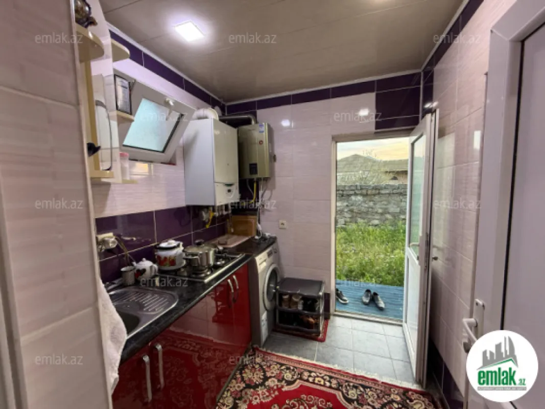 Satılır 1 otaqlı həyət evi 50 m²