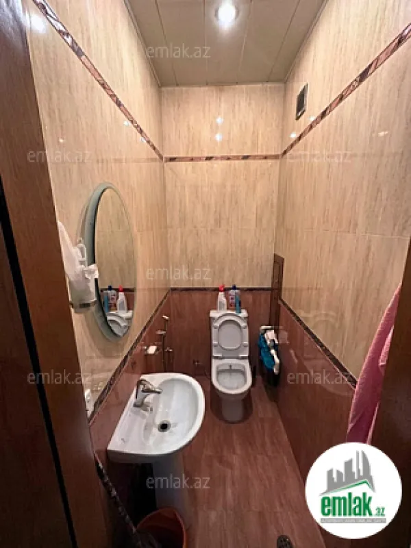 Satılır 3 otaqlı yeni tikili 180 m²