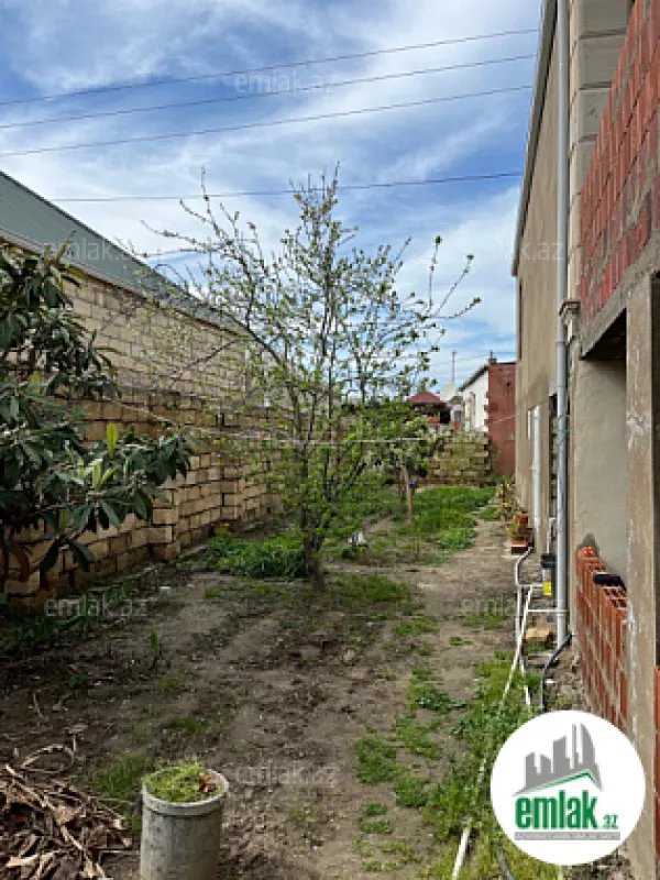 Satılır 4 otaqlı həyət evi 120 m²