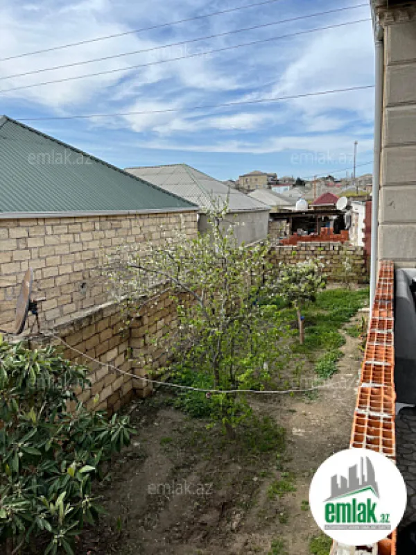 Satılır 4 otaqlı həyət evi 120 m²