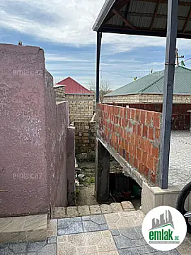 Satılır 4 otaqlı həyət evi 120 m²