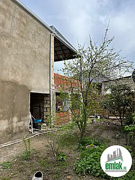 Satılır 4 otaqlı həyət evi 120 m²
