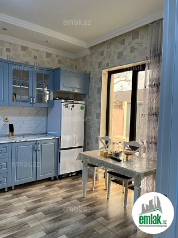 Satılır 4 otaqlı həyət evi 120 m²