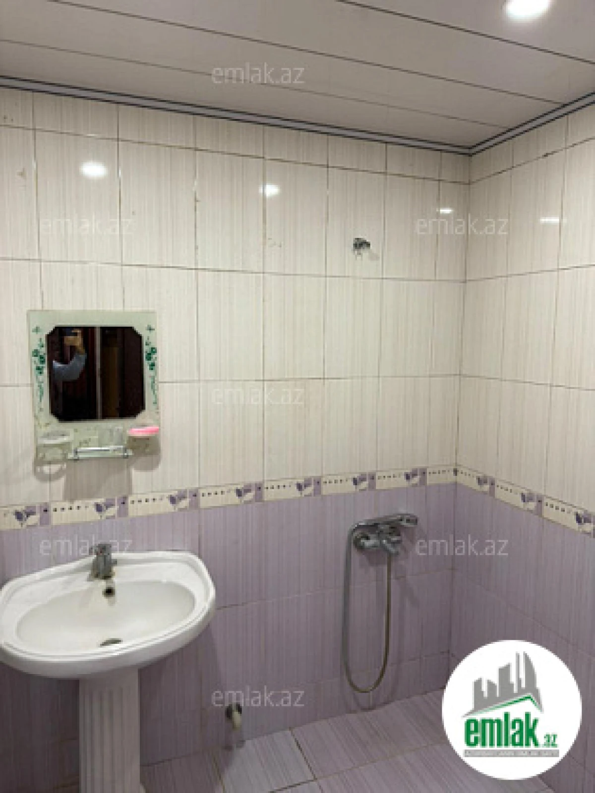 Satılır 3 otaqlı yeni tikili 83 m²