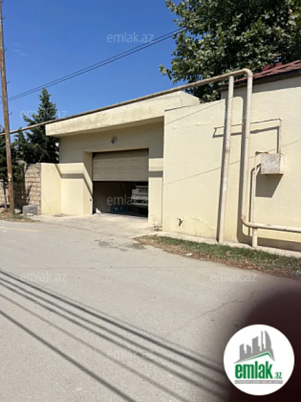 Satılır 7 otaqlı həyət evi 300 m²