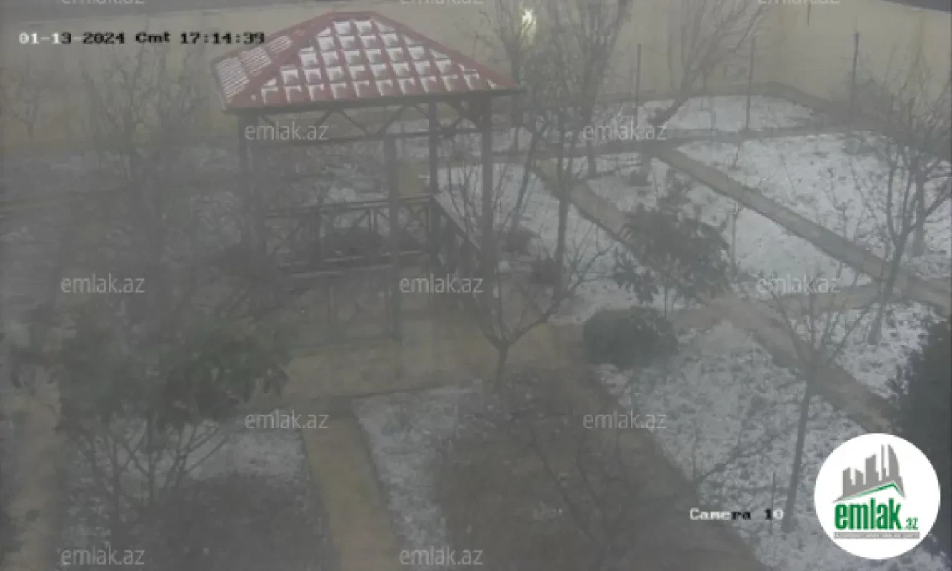 Satılır 7 otaqlı həyət evi 300 m²