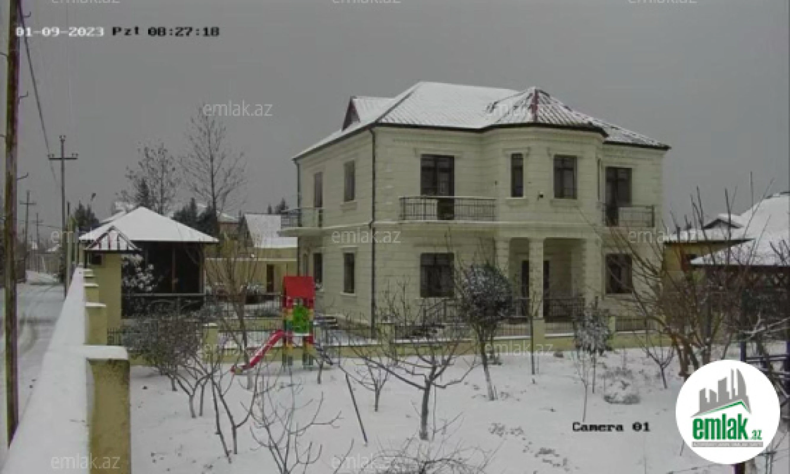 Satılır 7 otaqlı həyət evi 300 m²